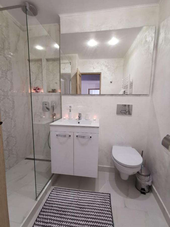 Tîrgu Ocna Apartament Gold Luxury מראה חיצוני תמונה